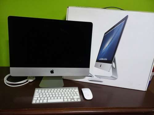APPLE iMAC 21.5 inch (LATE 2012) * FREE SHIPPING