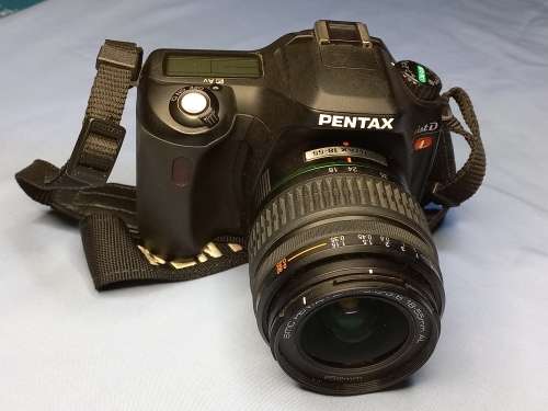 Pentax *ist DL DSLR Camera + 18-55mm Lens Kit + Free Shipping