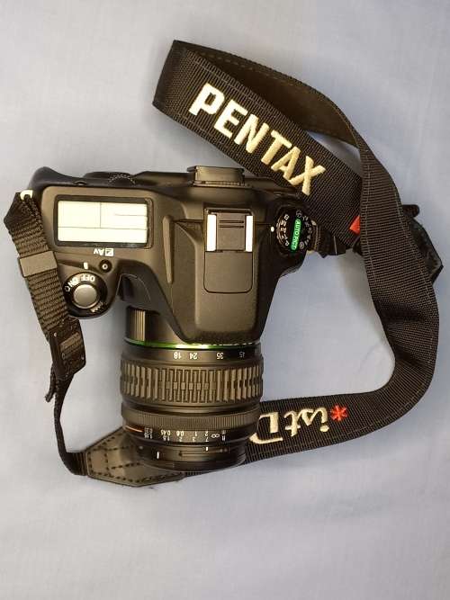 Pentax *ist DL DSLR Camera + 18-55mm Lens Kit + Free Shipping