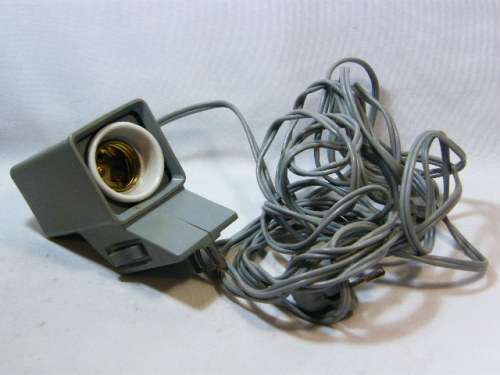 Vintage kodak instamatic movie light model N - need a bulb - as per photo