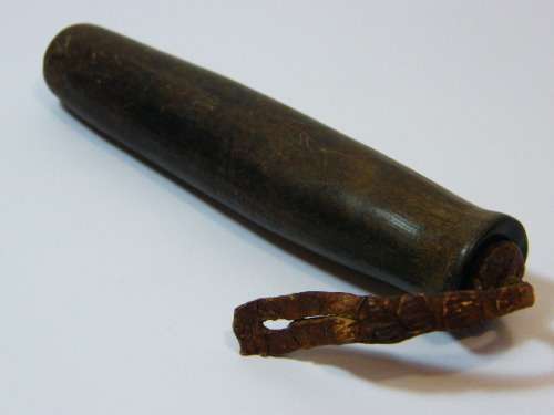 Vintage horn gun powder holder