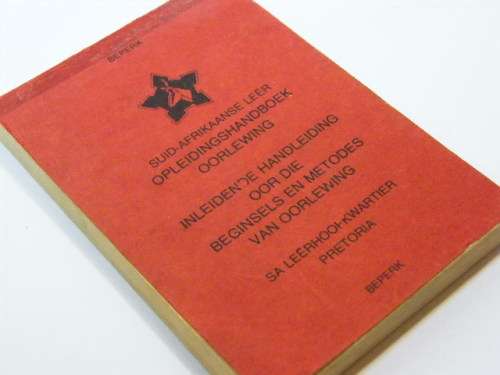 SA Army 'Opleidings Handboek oorlewing' survival guide - Afrikaans