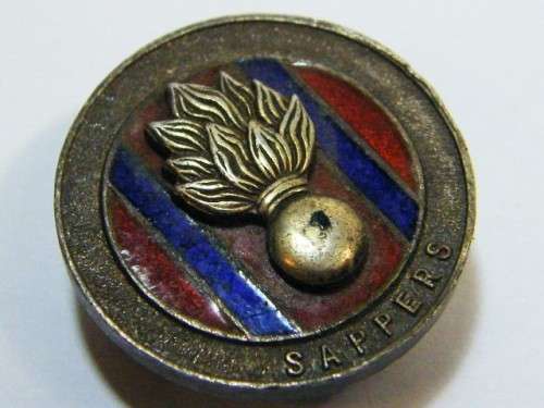 SA Engineers Corps (sappers) sterling silver button badge - number 3867