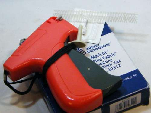 Avery Dennison Mark 3 fine fabric pistol grip swiftach tool