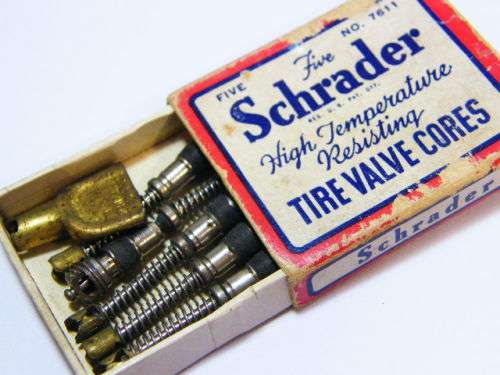 Vintage Schrader tire valve cores in original box - 5 cores with tool