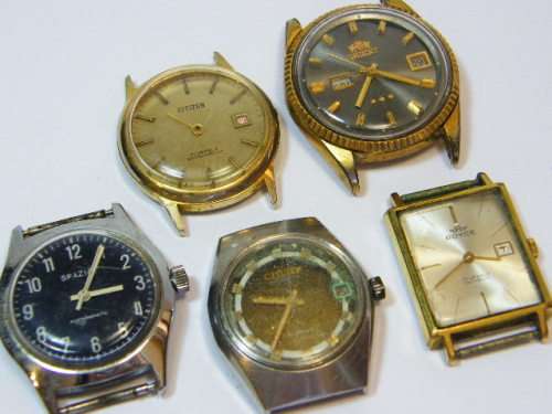 Lot of 5 vintage mechanical watches for spares - not working