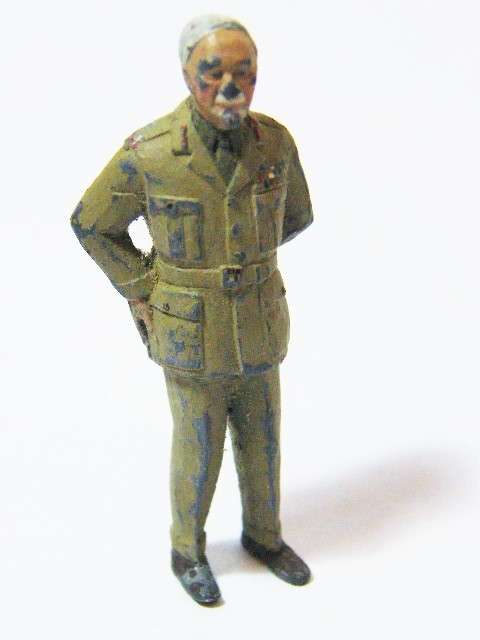 Vintage General Jan Smuts lead figurine - very scarce
