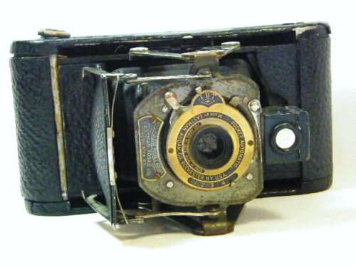 Vintage Kodak No.1 folding pocket automatic camera - lid closing latch faulty