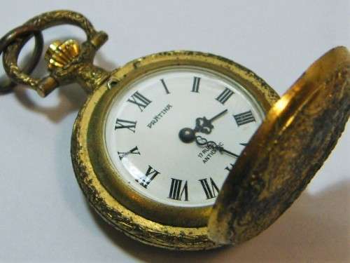 Vintage Pratina ladies pendant pocketwatch