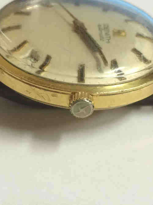 1970's Zenith Surf 18kt gold automatic mens watch - case serial number 30.0830.290 - 2562PC movement