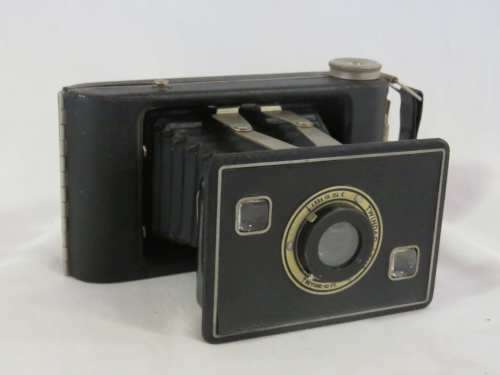 Kodak `Jiffy` Twindar lens - series 2 folding camera