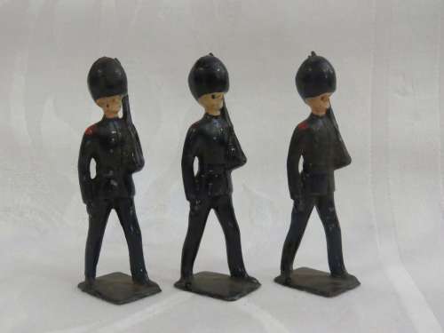 Lot of 3 Royal Guards lead soldiers with black uniforms