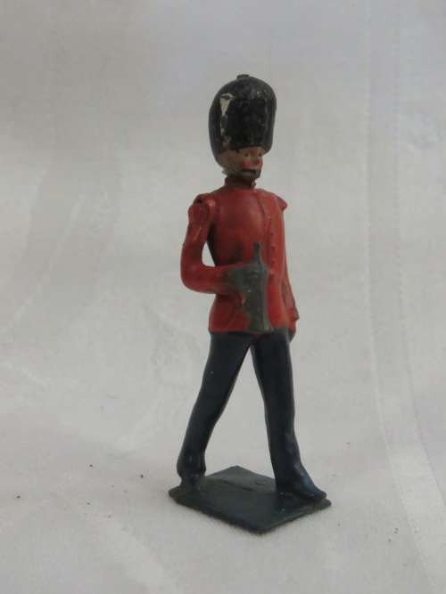 Vintage British bandsman lead soldier with trumpet