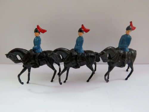 Lot of 3 vintage cavalry lead soldiers