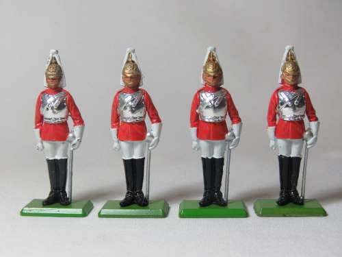Set of 4 Britains Ltd. 1973 Life Guards of Houselhold cavalry lead soldiers