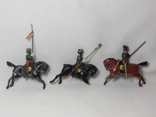 Lot of 3 vintage lead cavalry soldiers - Broken