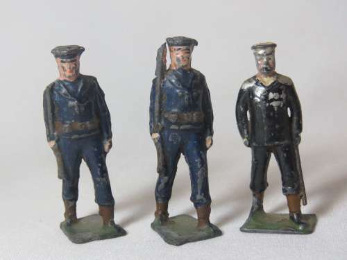 Lot of 3 Navy lead soldiers