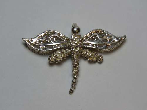 Jenna Clifford sterling silver dragonfly pendant - Weighs 13,2 grams