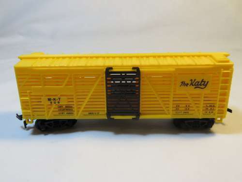 Vintage model power 8013 HO 40` Cattle car - The Katy