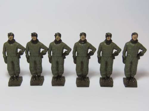 Lot o 6 vintage lead soldier pilots