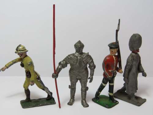 Lot of 4 vintage lead toy soldiers