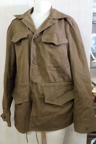 SADF New Nutria cold weather jacket - similar to bush jacket but soft padding inside - size Medium