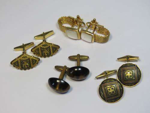 Lot of 4 pairs of cufflinks