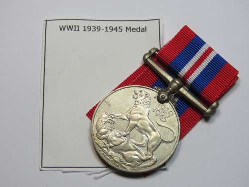 WW2 War Medal issued to N.19076 L.Vister