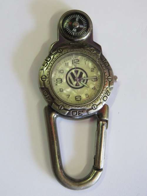 Volkswagen quartz watch carbine hook - Working