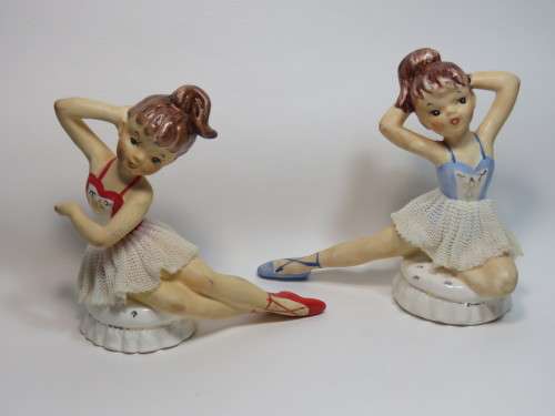 Pair of porcelain ballerinas figurines