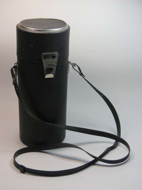 Vivitar 75-300mm 1:5.6 Close focusing zoom lens - Clean inside