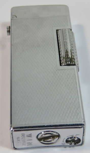 Vintage WIN De Luxe gas lighter - No flint