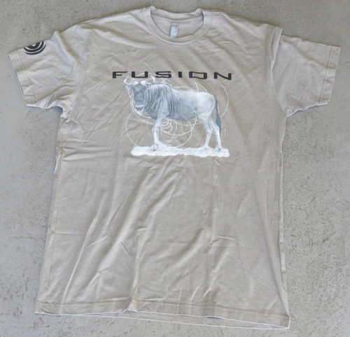 Fusion Next Level apparel t-shirt - Size large
