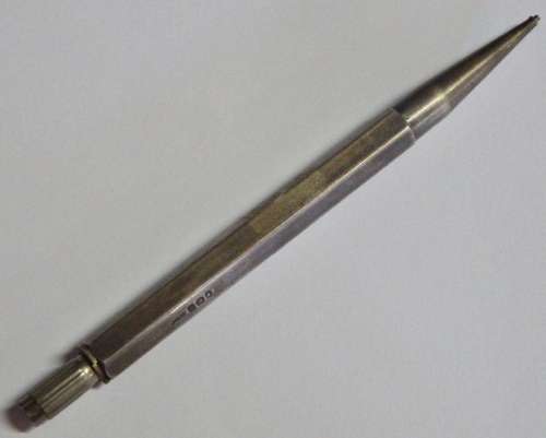1946 London Hallmarked silver mechanical pencil - Weighs 21,4 grams