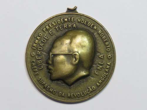 Holden Roberto FNLA medallion - Very scarce - See description