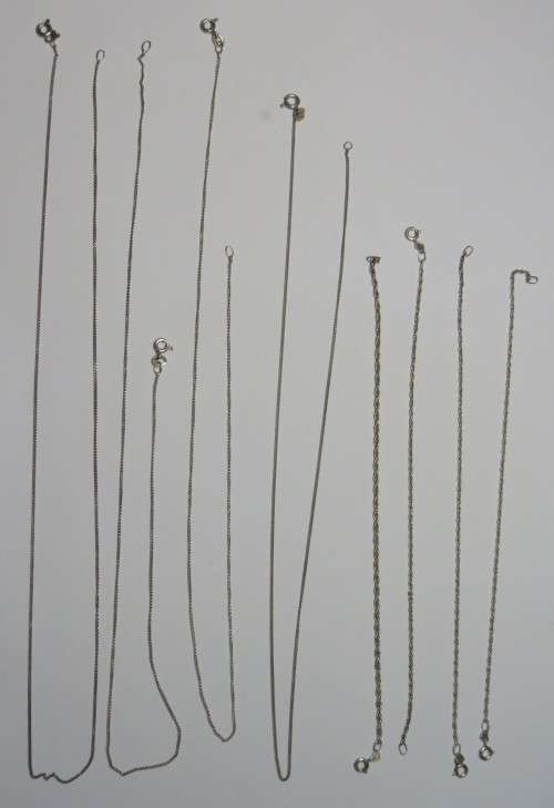 Sterling silver lot of 4 bracelets and 4 necklaces - 9.7grams - 45cm length per necklace