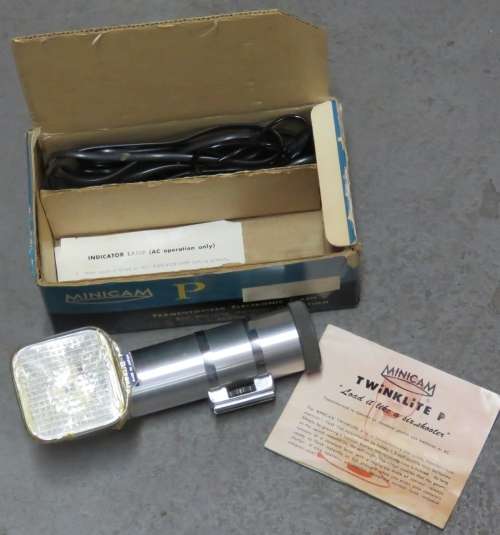 Vintage Minicam Twinklite P transistorized electronic flash - Not tested