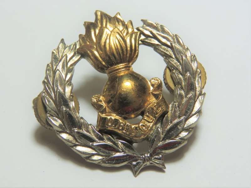 SA Engineers corps cap badge - yellow type
