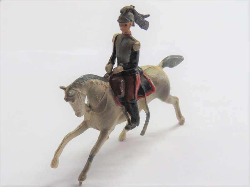 Vintage lead soldier cavalryman - No sword  - CLOSING DOWN SALE