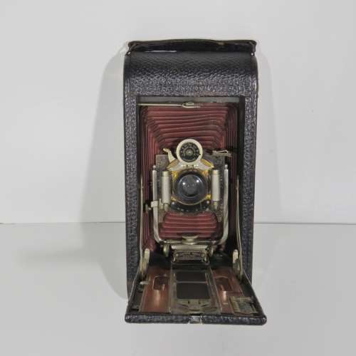 Vintage No. 3A folding pocket Kodak model B-4 camera - Red glass film view broken