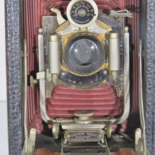 Vintage No. 3A folding pocket Kodak model B-4 camera - Red glass film view broken
