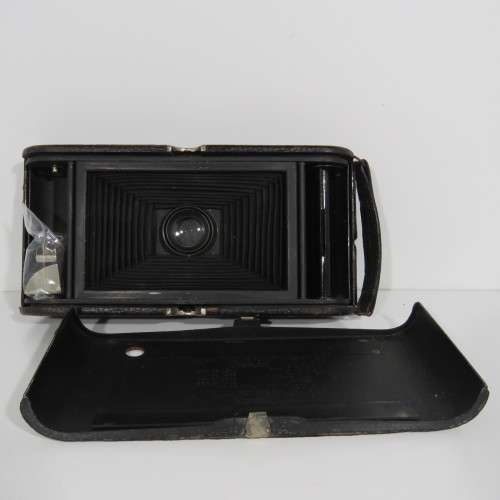 Vintage No. 3A folding pocket Kodak model B-4 camera - Red glass film view broken