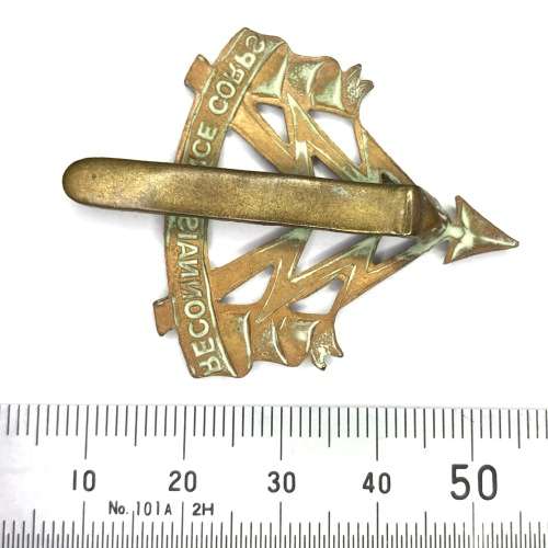 WW2 British Reconnaissance Corps cap badge with slide