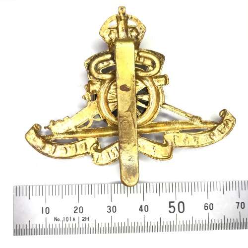 British Royal artillery cap badge with slide - Kings crown - fixed wheel variation