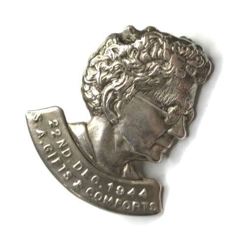 22 December 1944 SA Gifts comforts badge - rare