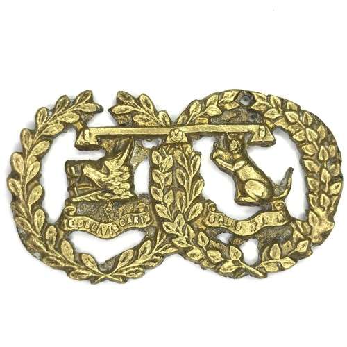 Argyll and Sutcherland highlanders collar badge - pins missing