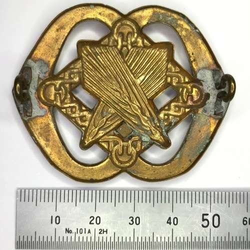Dutch Army Quartermaster Corps beret badge