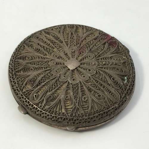 Antique Silver Filigree Powder Compact - very high class work - weighs 63.7g