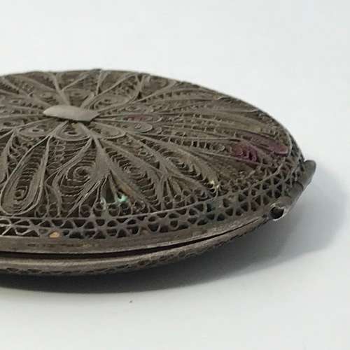Antique Silver Filigree Powder Compact - very high class work - weighs 63.7g