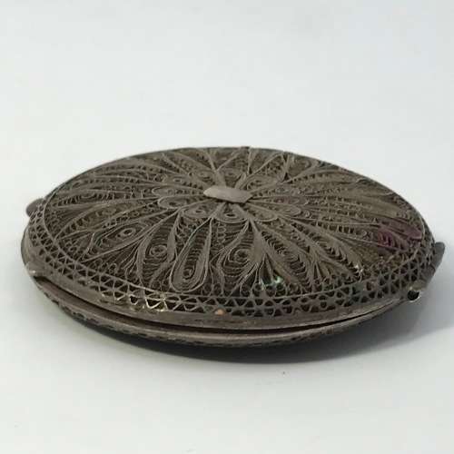 Antique Silver Filigree Powder Compact - very high class work - weighs 63.7g